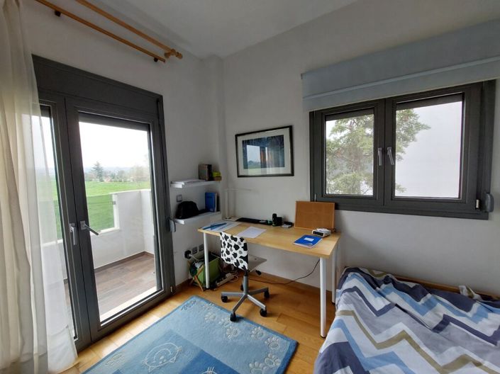 Image No.26-4 Bed Maisonette for sale