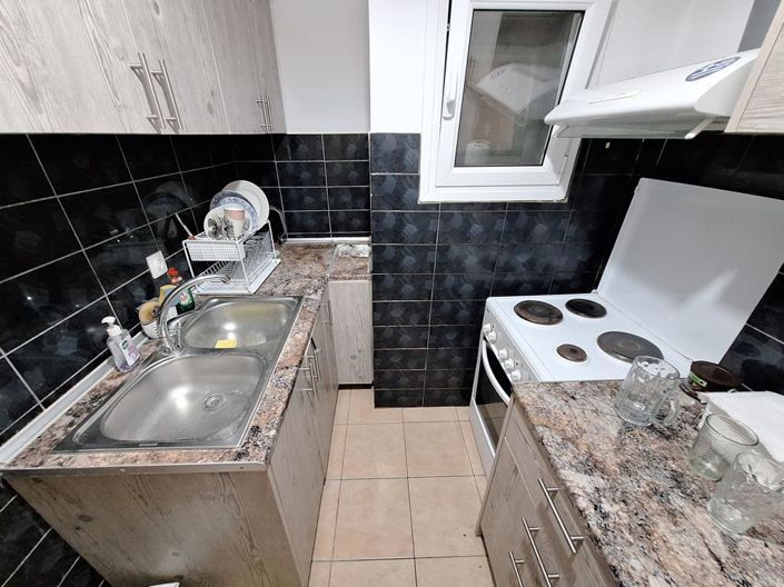 Image No.14-2 Bed Flat for sale