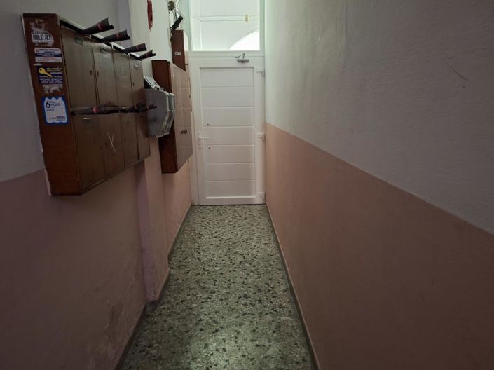 Image No.23-2 Bed Flat for sale