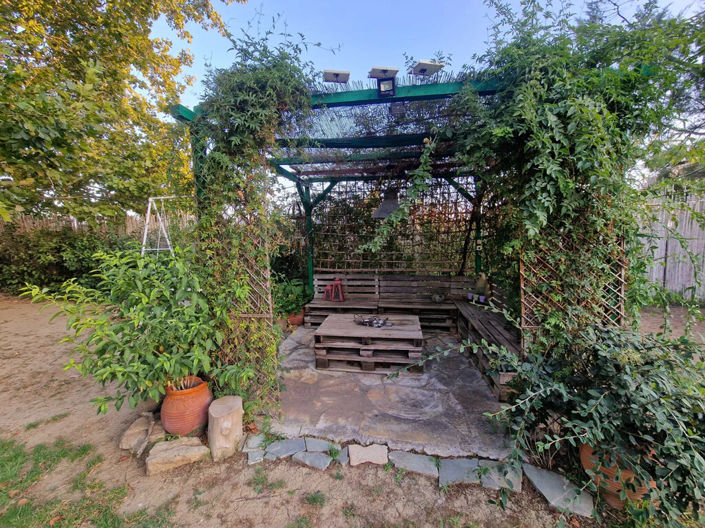 Image No.18-4 Bed Property for sale