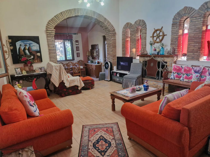 Image No.21-4 Bed Property for sale