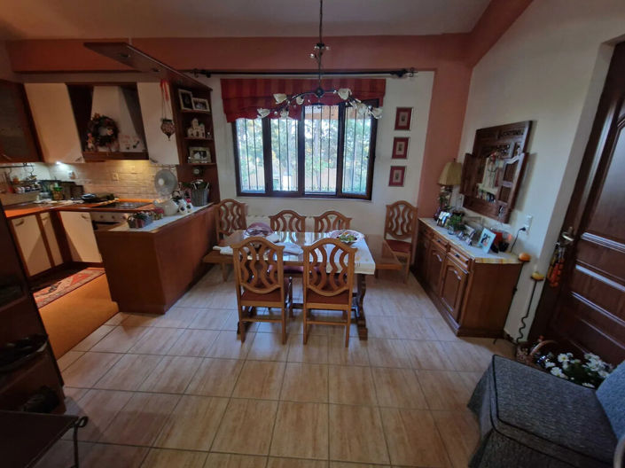 Image No.22-4 Bed Property for sale