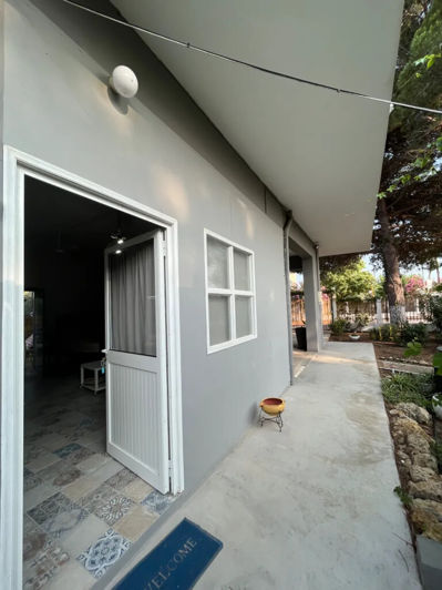 Image No.22-6 Bed Property for sale