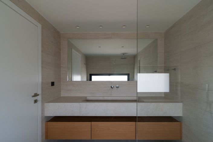 Image No.14-3 Bed Maisonette for sale