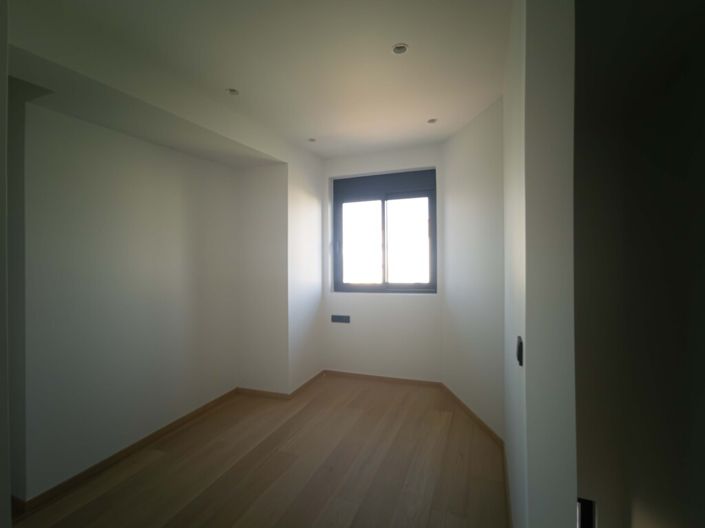 Image No.17-3 Bed Maisonette for sale