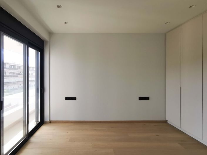 Image No.23-3 Bed Maisonette for sale