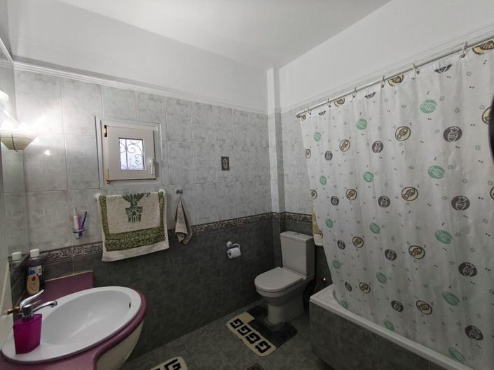 Image No.24-4 Bed Villa for sale
