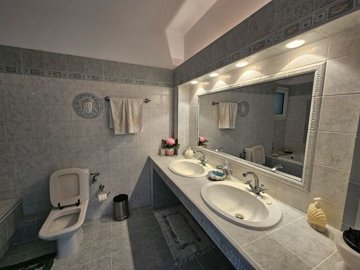 Photo 14 - Apartment 135 m² in Crete