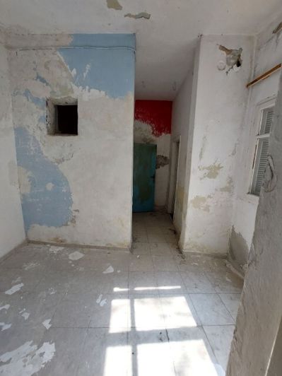 Image No.16-4 Bed Maisonette for sale