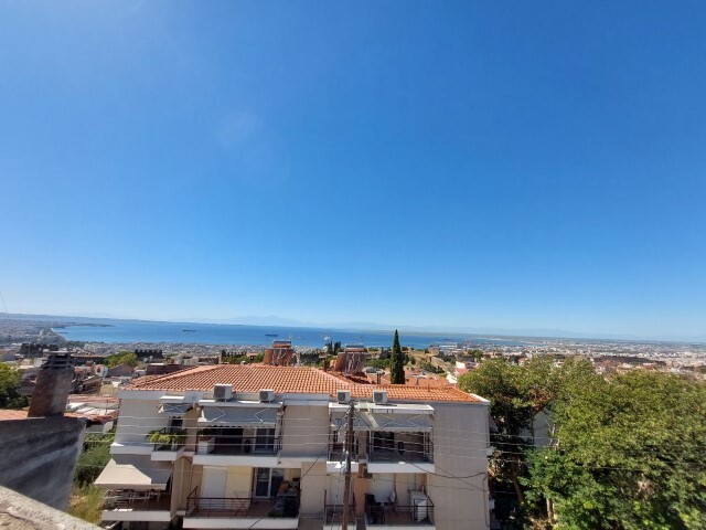 Image No.23-4 Bed Maisonette for sale