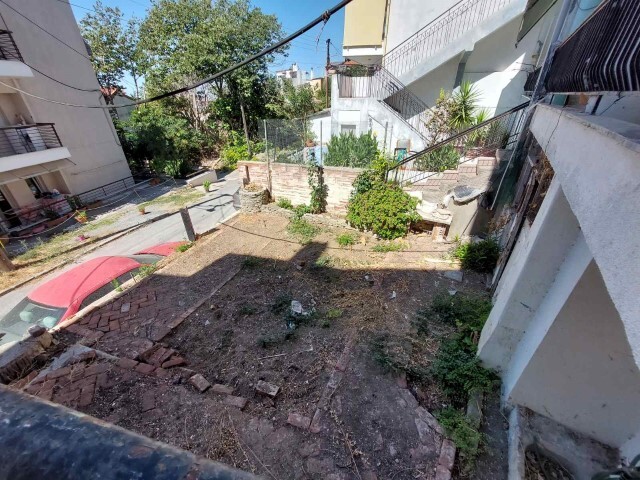 Image No.26-4 Bed Maisonette for sale