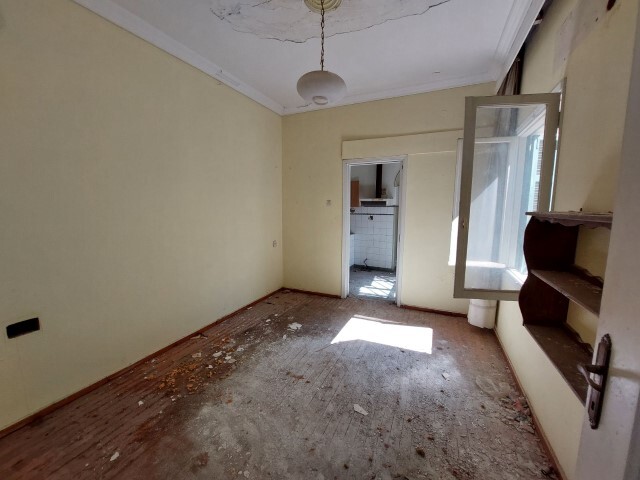 Image No.8-4 Bed Maisonette for sale