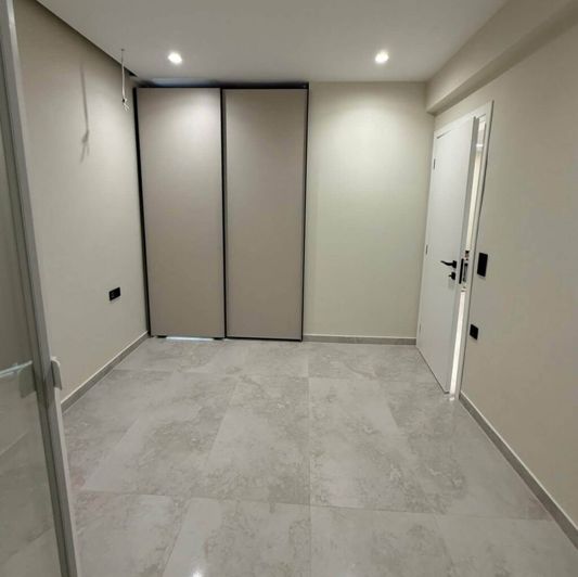 Image No.7-2 Bed Flat for sale