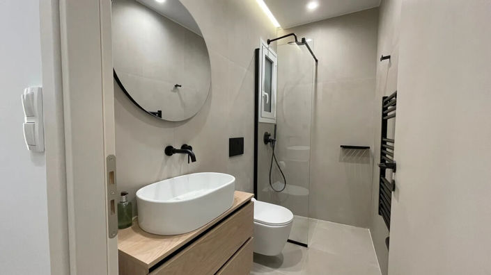 Image No.16-2 Bed Flat for sale