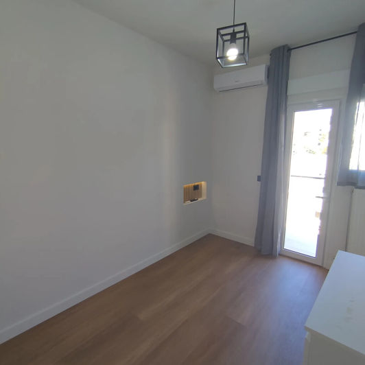 Image No.11-2 Bed Flat for sale