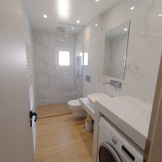 Image No.8-2 Bed Flat for sale
