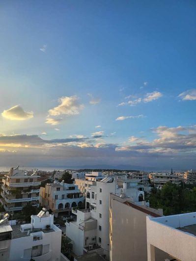 Image No.11-3 Bed Flat for sale