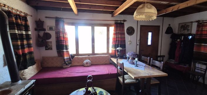 Image No.17-3 Bed Property for sale