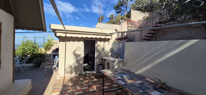 Image No.18-3 Bed Property for sale