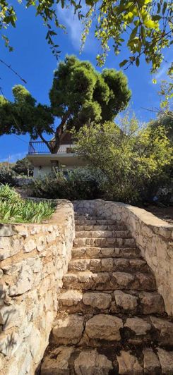 Image No.8-3 Bed Property for sale