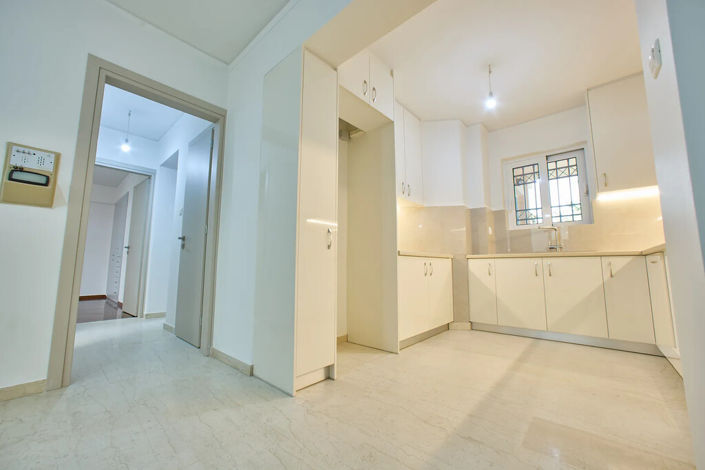 Image No.8-3 Bed Flat for sale