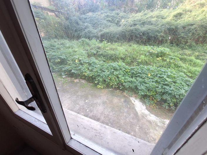 Image No.4-2 Bed Flat for sale