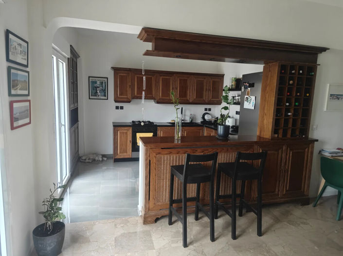 Image No.6-2 Bed Flat for sale