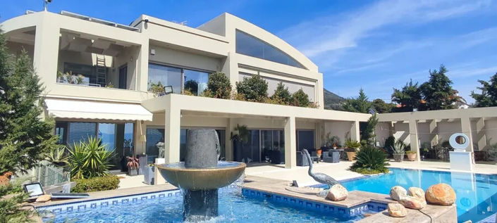 Image No.2-Villa for sale