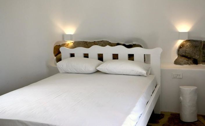 Image No.16-3 Bed Property for sale