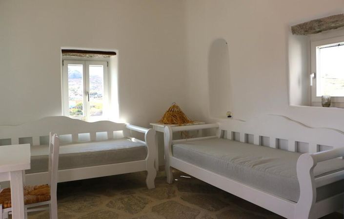 Image No.18-3 Bed Property for sale