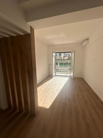 Image No.9-Appartement de 2 chambres à vendre à Athènes