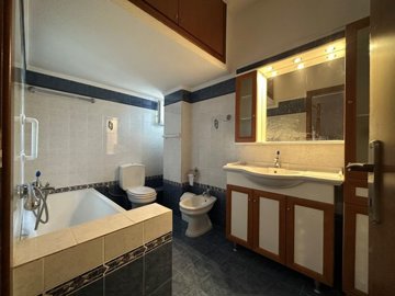 Photo 13 - Townhouse 240 m² in Central Macedonia