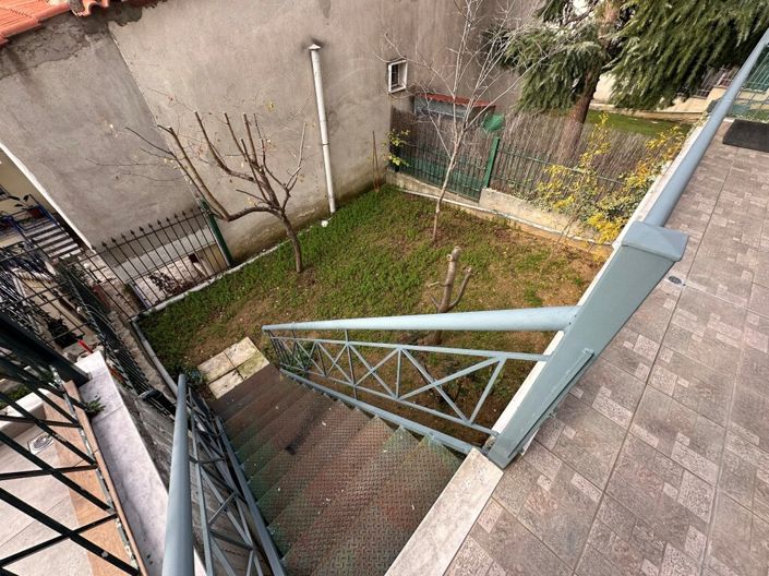 Image No.24-4 Bed Maisonette for sale