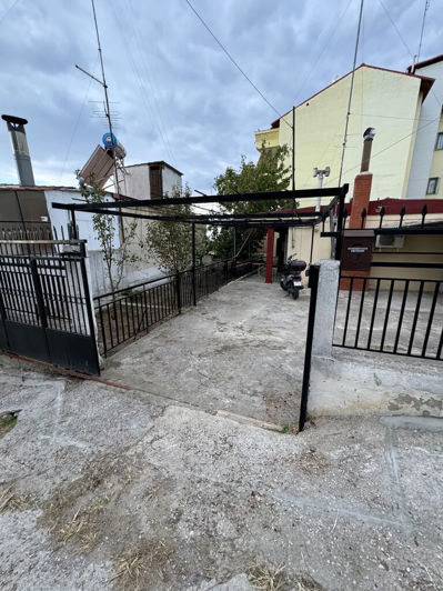 Image No.3-2 Bed Property for sale