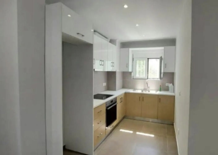 Image No.10-Propriété de 1 chambre à vendre à Vari