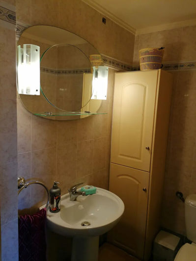 Image No.8-4 Bed Property for sale