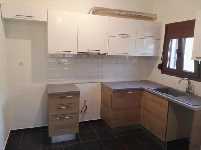 Image No.11-2 Bed Property for sale