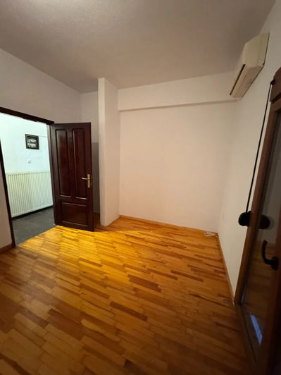 Image No.14-2 Bed Property for sale