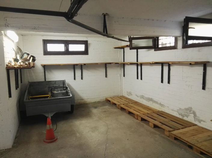 Image No.19-2 Bed Property for sale