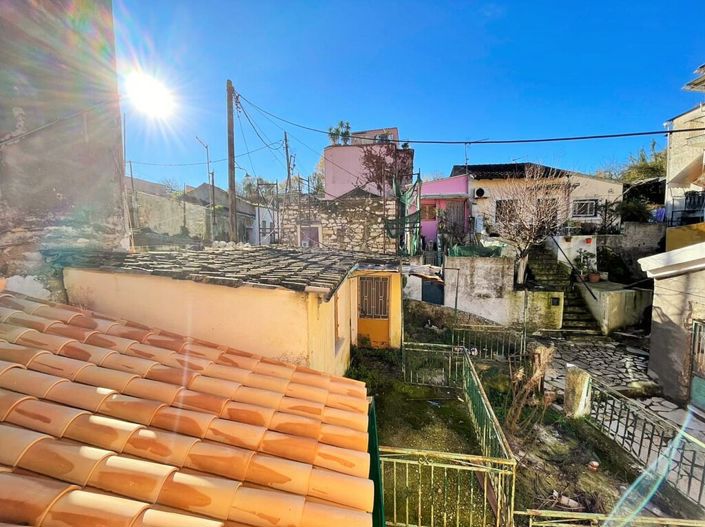 Image No.28-4 Bed Property for sale