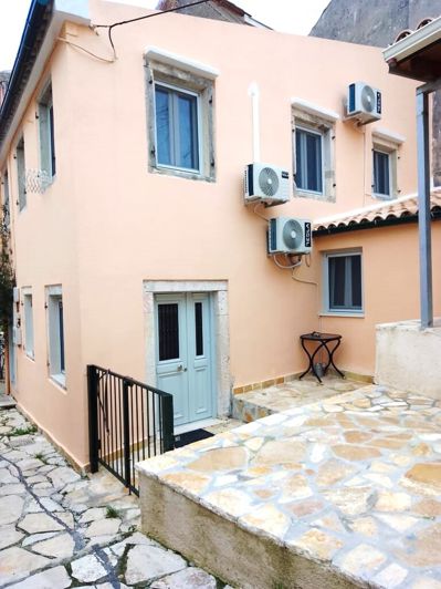 Image No.29-4 Bed Property for sale