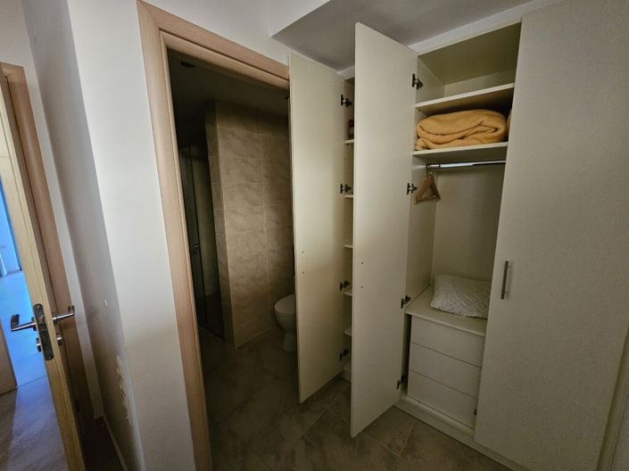 Image No.15-2 Bed Maisonette for sale