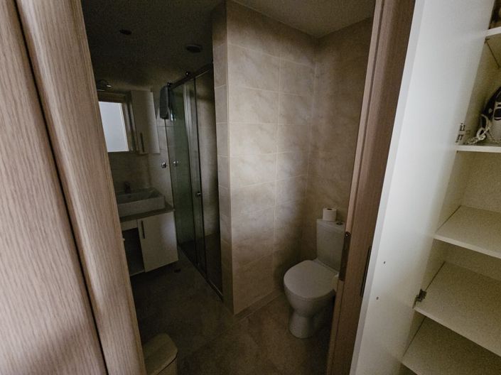 Image No.16-2 Bed Maisonette for sale