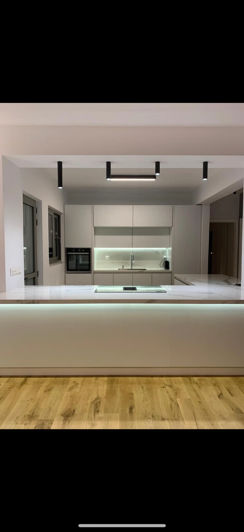 Image No.8-3 Bed Flat for sale