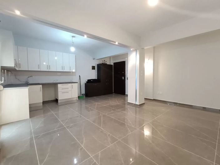 Image No.2-2 Bed Flat for sale