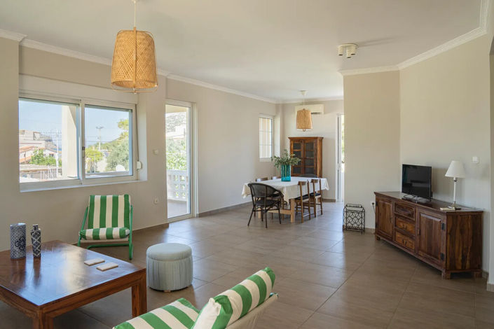 Image No.3-4 Bed Maisonette for sale