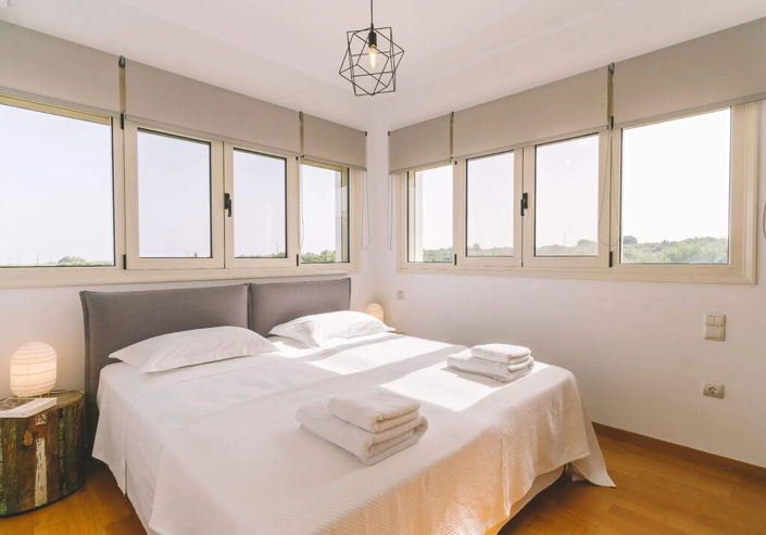 Image No.28-Villa for sale