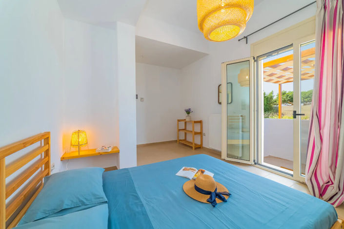 Image No.8-Villa for sale