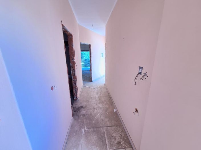 Image No.16-Villa for sale