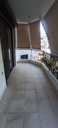 Image No.18-3 Bed Property for sale